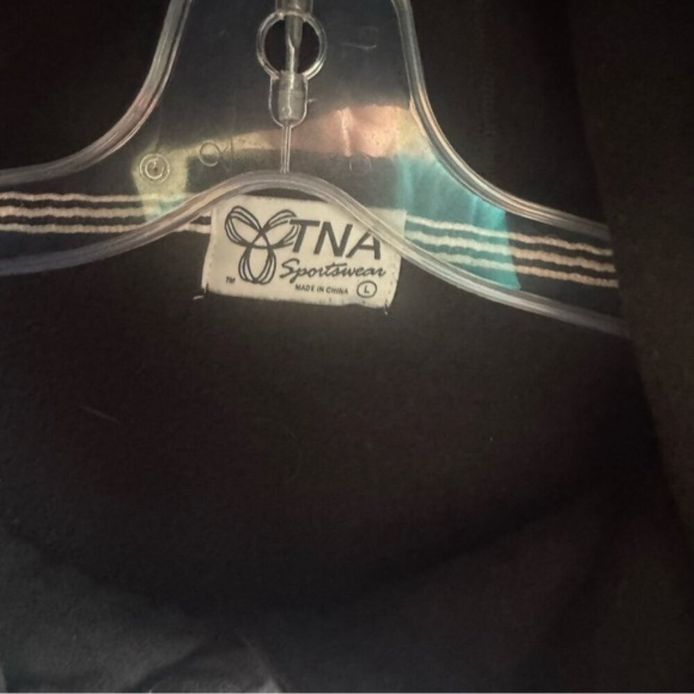 Aritzia TNA Baltic Cotton Hoodie Logo Pocket Sweatshirt Cozy Soft Top Sweater L - Picture 12 of 16